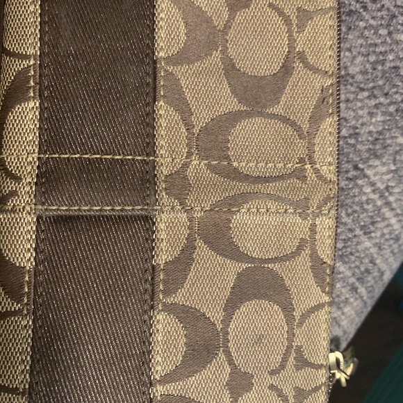 Authentic Coach pouch - Picture 2 of 5